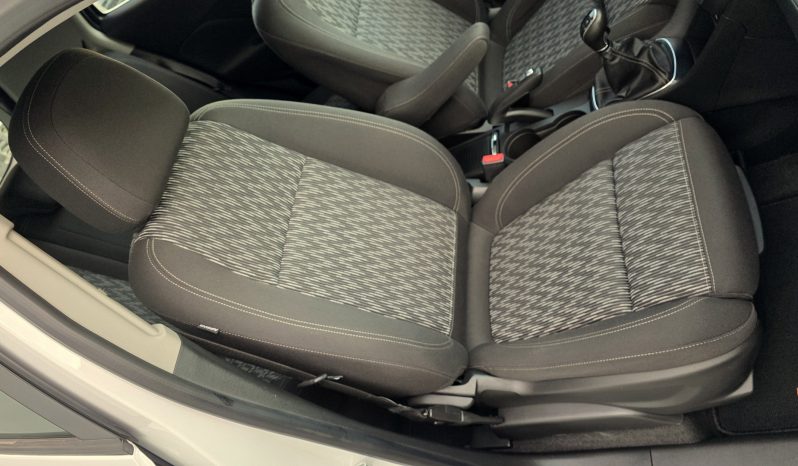 
								Grzane fotele i kierownica full									