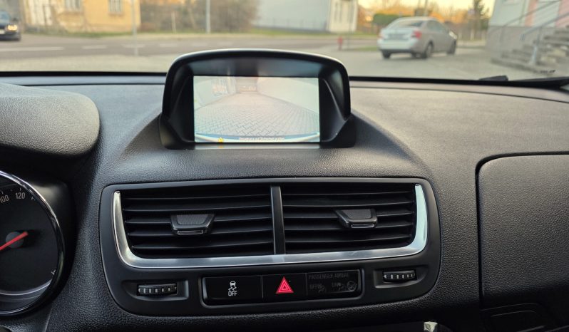 
								Grzane fotele i kierownica full									