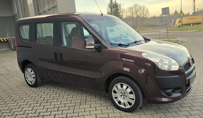 
								KLIMA  4 el. szyby  Czujniki parkowania full									