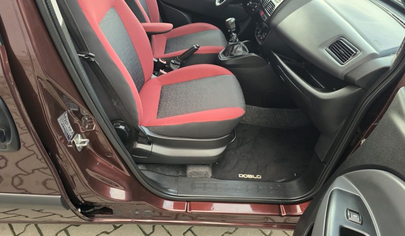 
								KLIMA  4 el. szyby  Czujniki parkowania full									