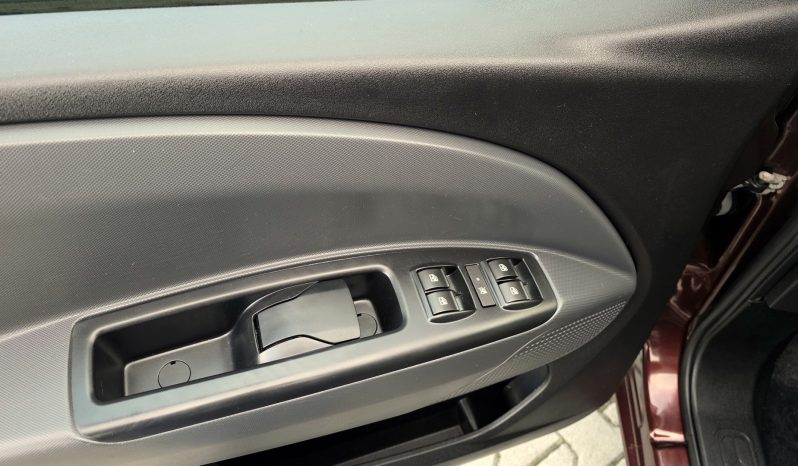 
								KLIMA  4 el. szyby  Czujniki parkowania full									